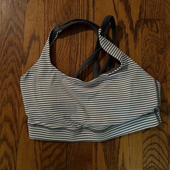 Lululemon Sports Bra - Picture 1 of 2